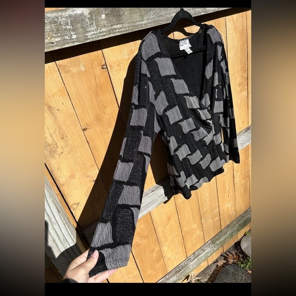 Joseph Ribkoff Black and Gray Blouse - Picture 6 of 10